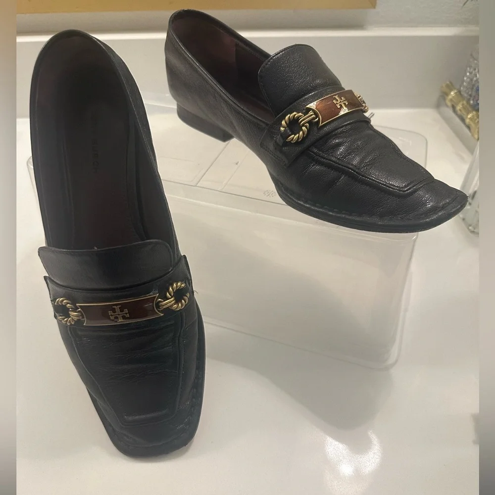 Tory Burch Black Leather Loafers with Gold and Brown Accents - Picture 11 of 15